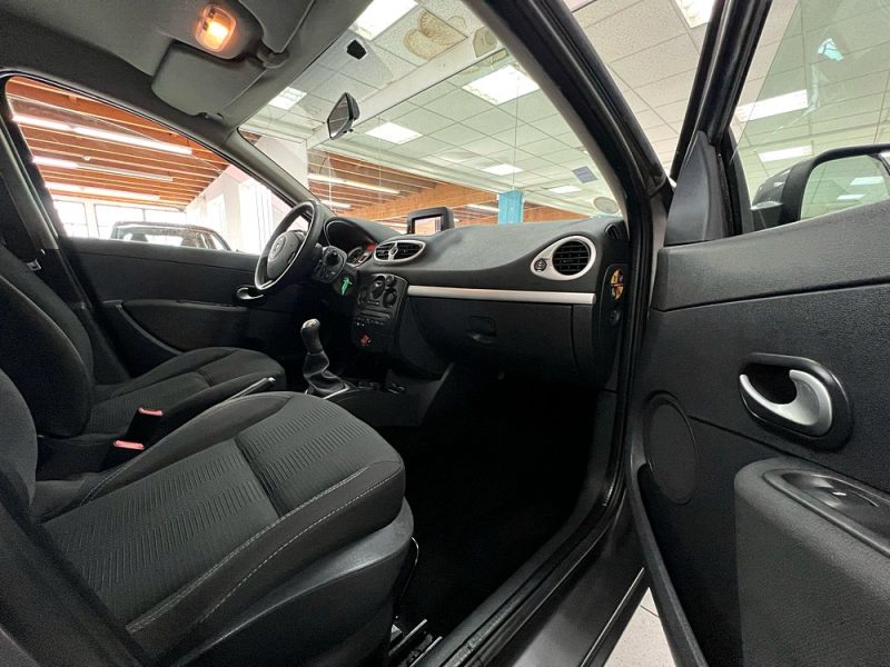 RENAULT CLIO III ESTATE 1.5 dCi 68cv OVALIE