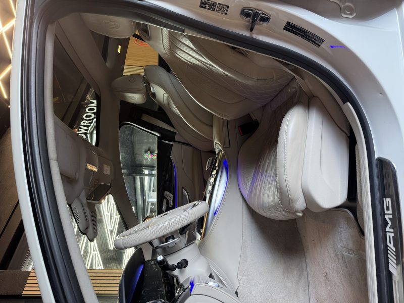 MERCEDES AMG GT 2020