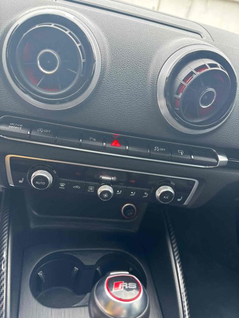 AUDI RS3 Sportback Full black Toit ouvrant / Echappement RS Reprise possible