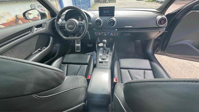 AUDI RS3 Sportback Full black Toit ouvrant / Echappement RS Reprise possible