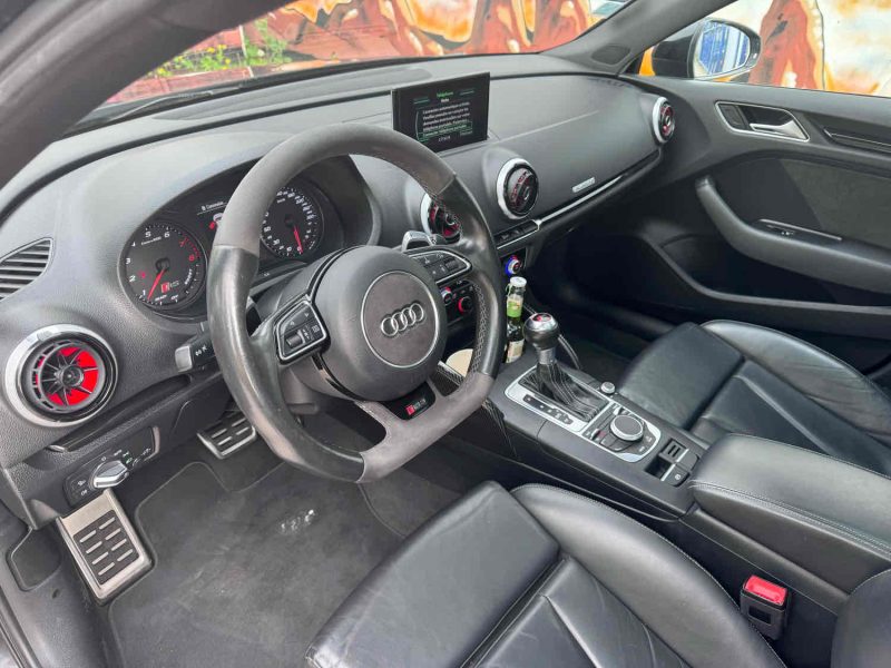 AUDI RS3 Sportback Full black Toit ouvrant / Echappement RS Reprise possible
