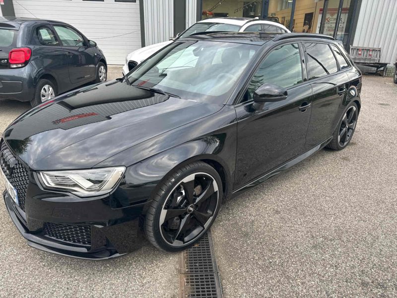 AUDI RS3 Sportback Full black Toit ouvrant / Echappement RS Reprise possible