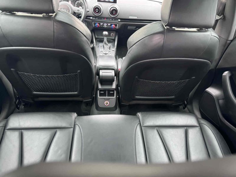 AUDI RS3 Sportback Full black Toit ouvrant / Echappement RS Reprise possible