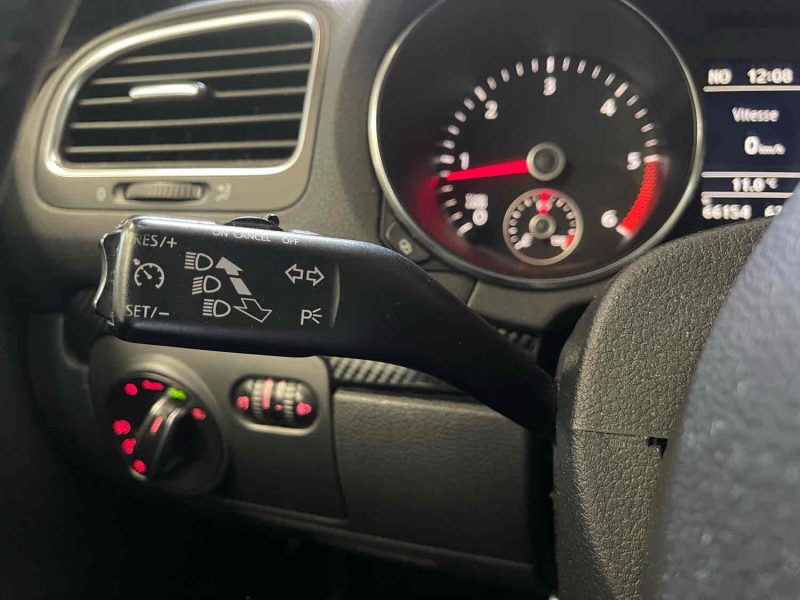 VOLKSWAGEN GOLF VI 2008