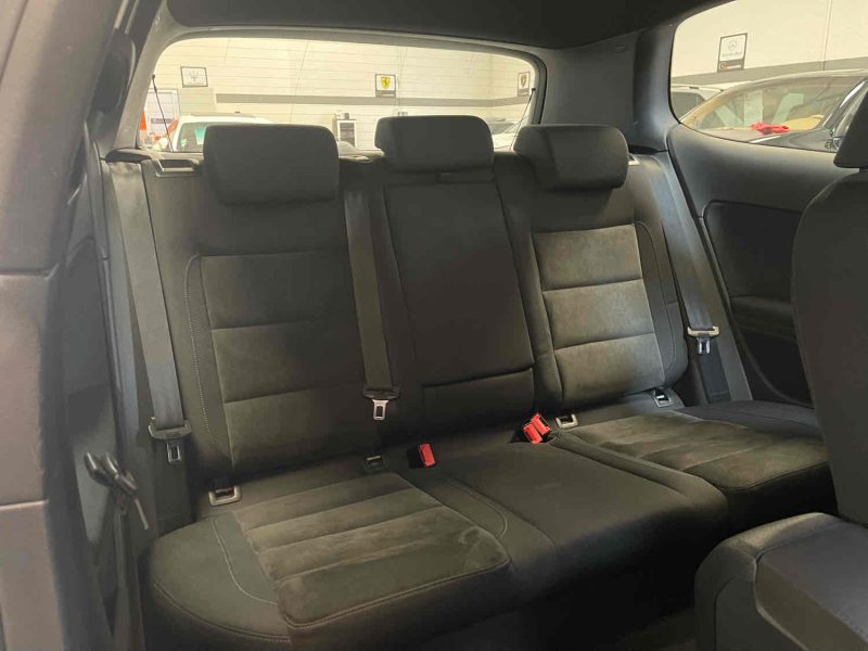 VOLKSWAGEN GOLF VI 2008