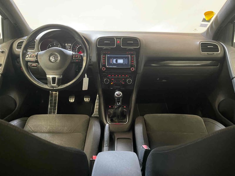VOLKSWAGEN GOLF VI 2008