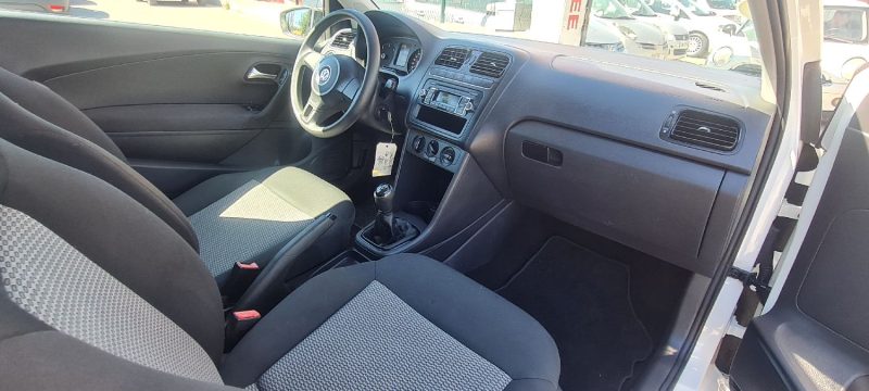 VOLKSWAGEN POLO V 2012