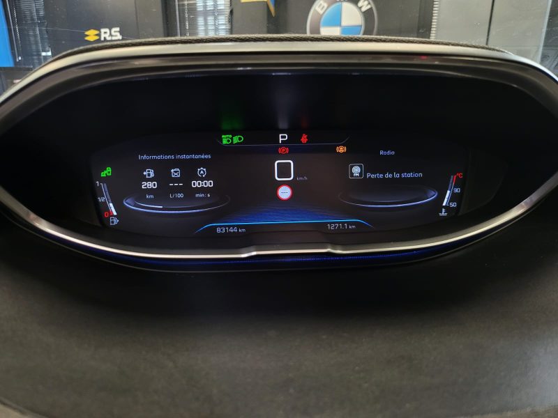 PEUGEOT 5008 1.2 PureTech 130cv 7P /ALLURE BUSINESS /TOIT OUVRANT+FOCAL+SIEGE ELECTRIQUE/