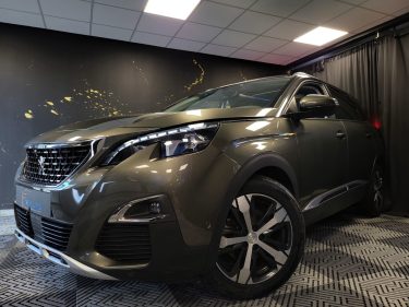 PEUGEOT 5008 1.2 PureTech 130cv 7P /ALLURE BUSINESS /TOIT OUVRANT+FOCAL+SIEGE ELECTRIQUE/