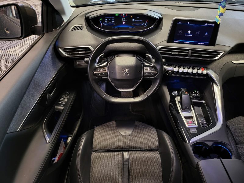 PEUGEOT 5008 1.2 PureTech 130cv 7P /ALLURE BUSINESS /TOIT OUVRANT+FOCAL+SIEGE ELECTRIQUE/