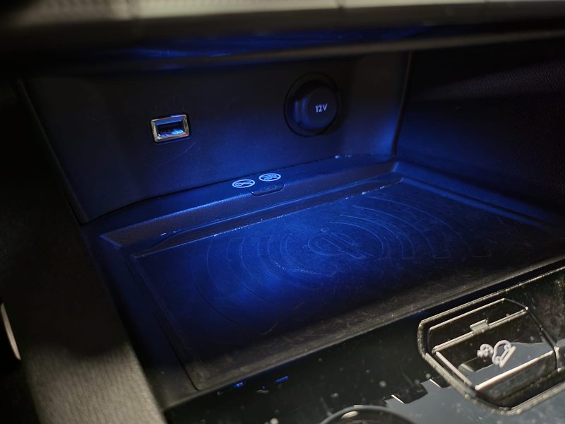 PEUGEOT 5008 1.2 PureTech 130cv 7P /ALLURE BUSINESS /TOIT OUVRANT+FOCAL+SIEGE ELECTRIQUE/