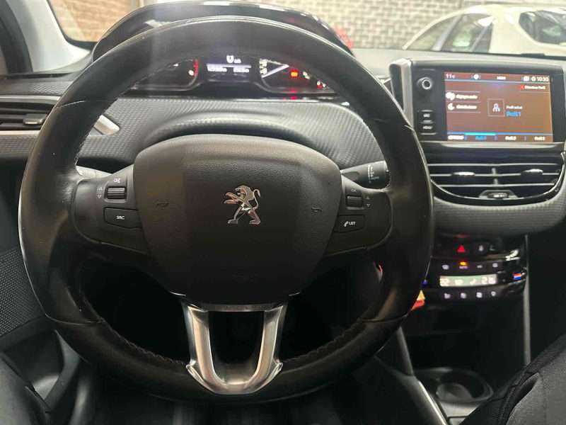 PEUGEOT 208 1.6 HDi 75CV Allure