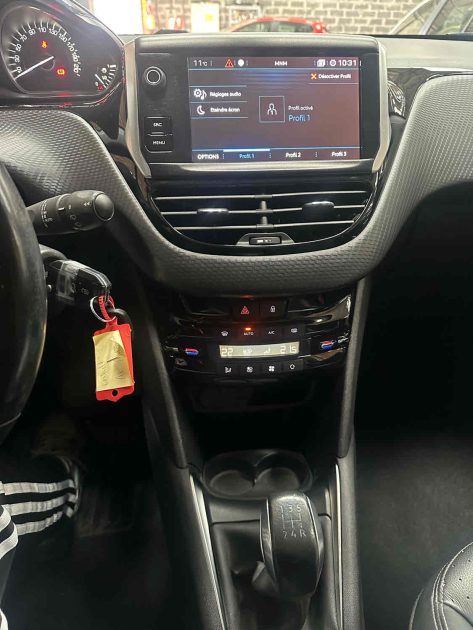 PEUGEOT 208 1.6 HDi 75CV Allure