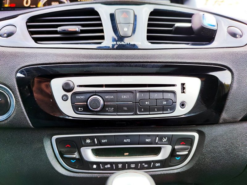 RENAULT SCENIC III 2013