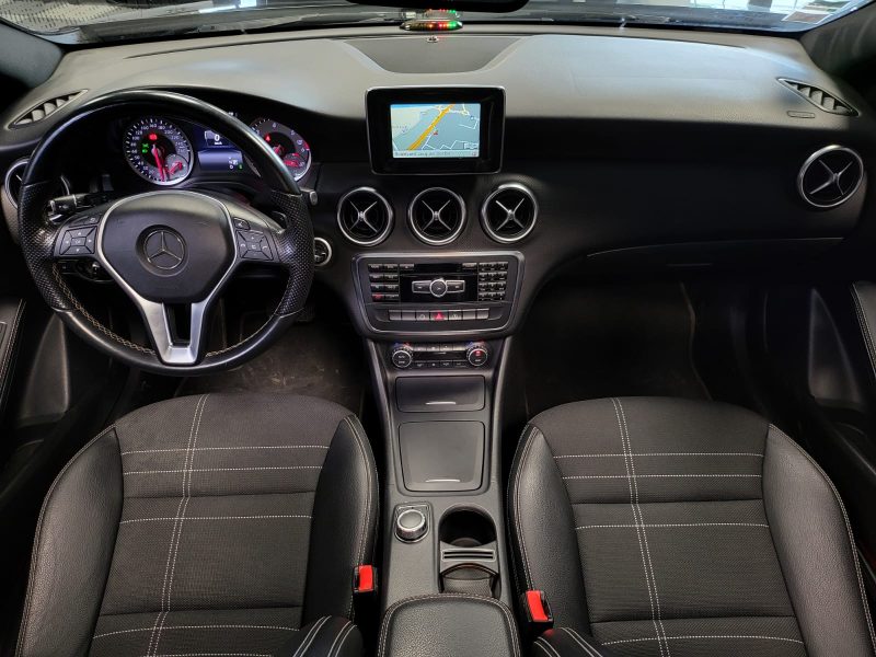 Mercedes CLASSE A 180 D 7G-DCT 109CV SENSATION /TOIT OUVRANT/ CAMERA DE RECUL