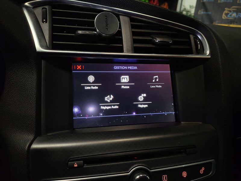 DS DS4 2.0 BlueHDi 180cv Sport Chic BVA / SIEGES CHAUFFANT-MASSANT/CAMERA DE RECUL/APPLE CARPLAY