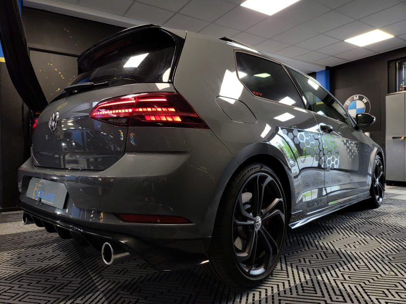 VOLKSWAGEN GOLF VII 2.0 GTI TCR 290cv /TOIT OUVRANT+DYNAUDIO+VIRTUAL/