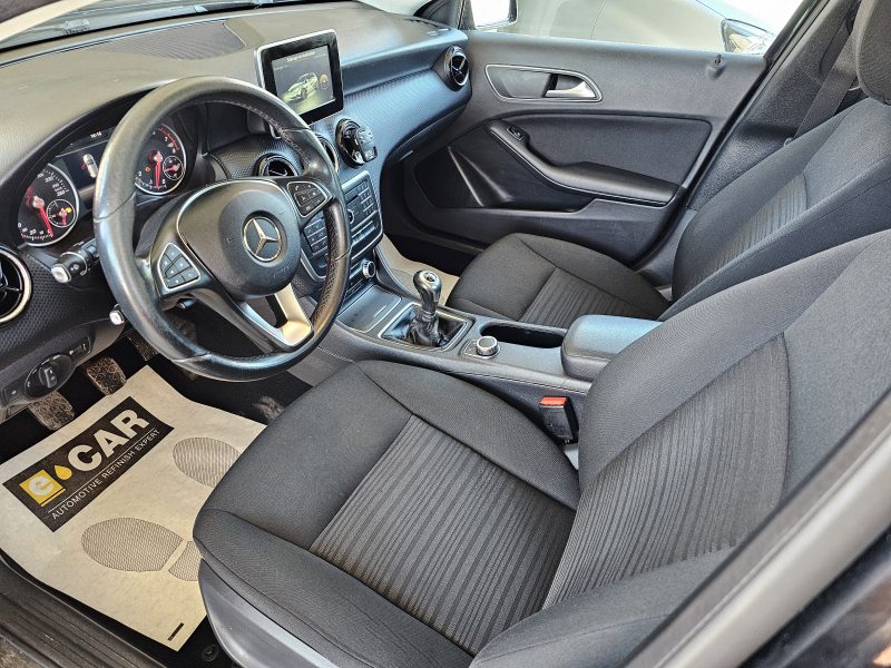 MERCEDES CLASSE A 160 1,6 102 CH CLIM CAMERA 