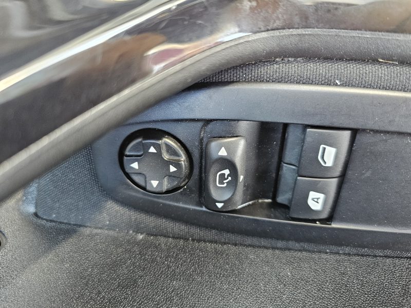 PEUGEOT 208  1,2 VTI 82 CH CLIM 