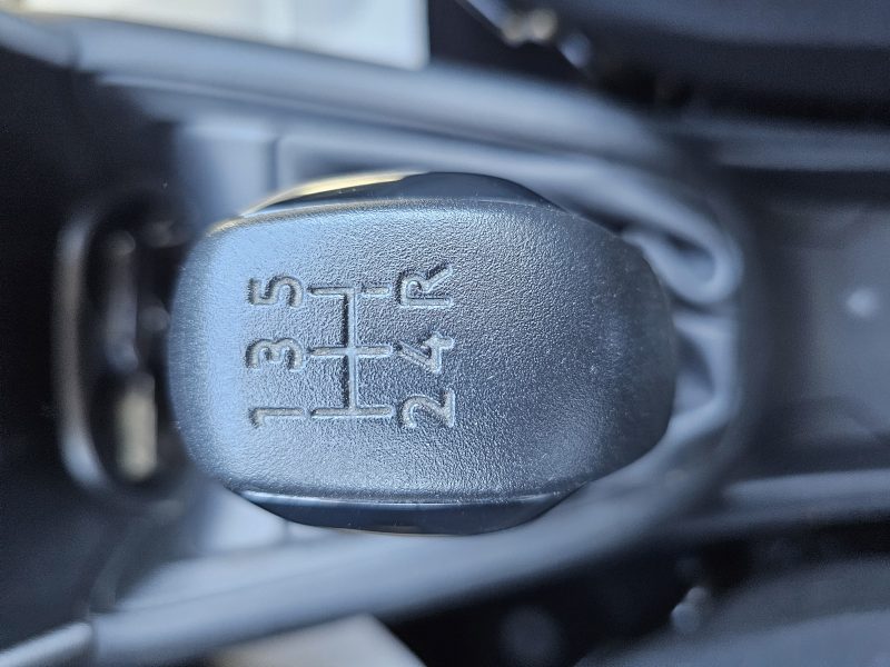 PEUGEOT 208  1,2 VTI 82 CH CLIM 