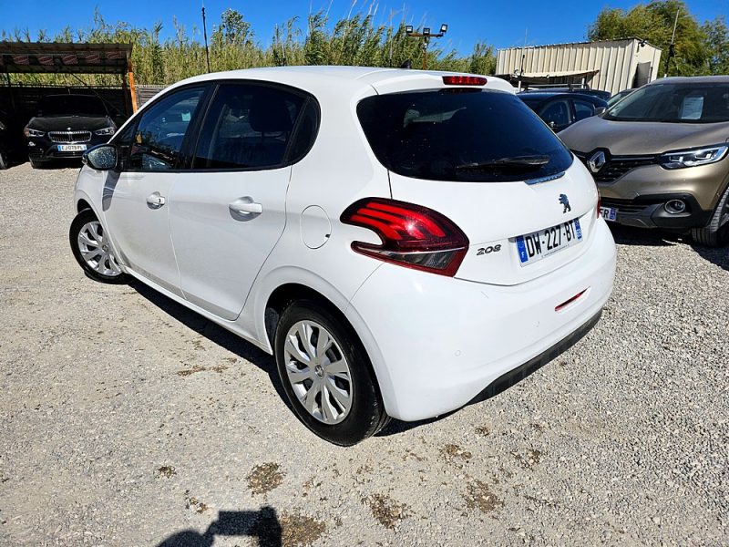 PEUGEOT 208  1,2 VTI 82 CH CLIM 