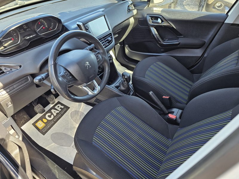 PEUGEOT 208  1,2 VTI 82 CH CLIM 