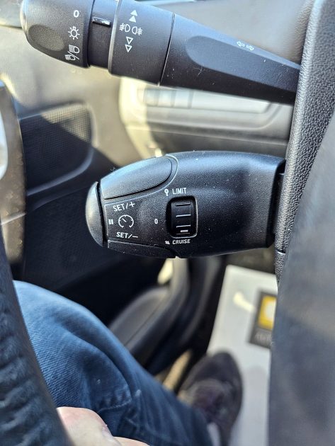 PEUGEOT 208  1,2 VTI 82 CH CLIM 