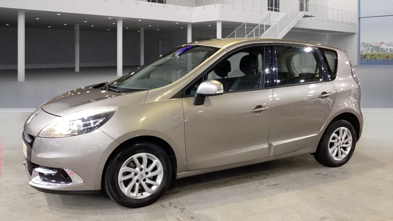 RENAULT SCÃNIC III 2012