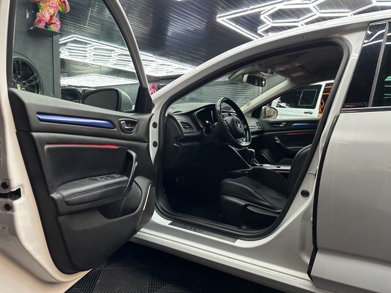 RENAULT MEGANE IV GT Berline 2017