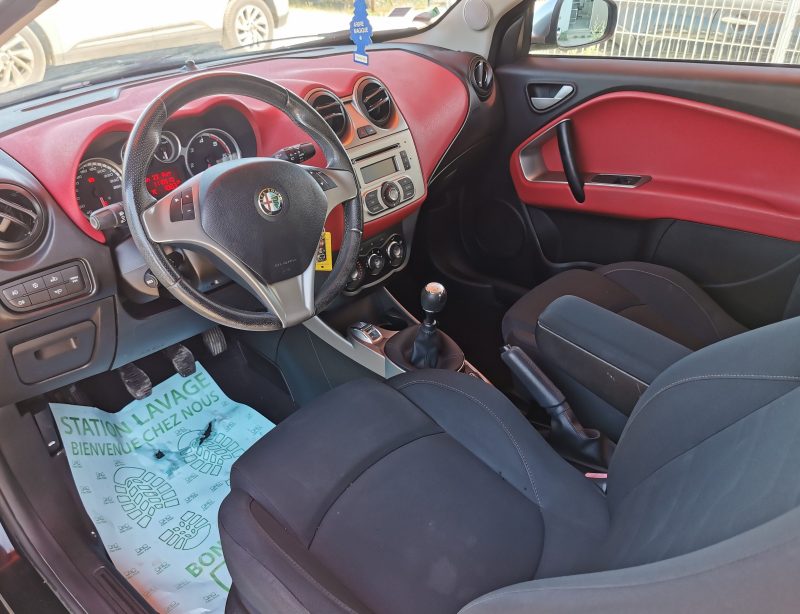 ALFA ROMEO MITO 1,3mjtd 95ch distinctive
