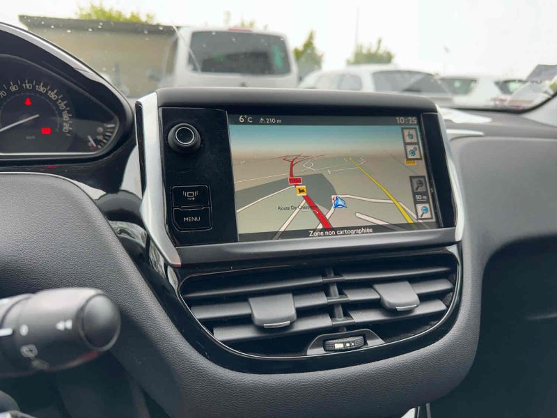 PEUGEOT 208 I 2013