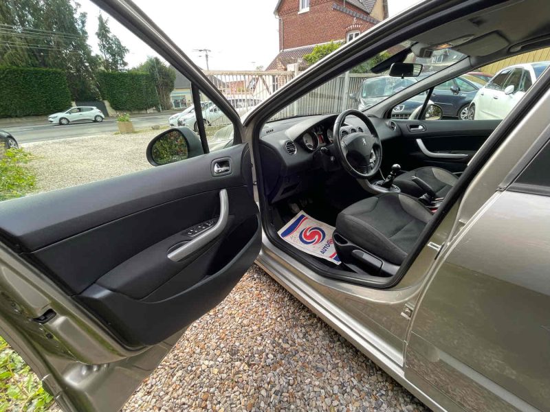 PEUGEOT 308 I 2011 1.6 HDi 1560cm3 112cv