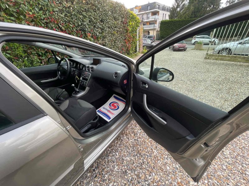 PEUGEOT 308 I 2011 1.6 HDi 1560cm3 112cv