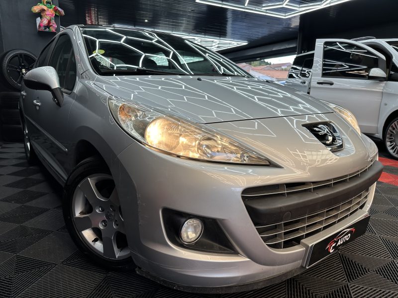 PEUGEOT 207 2011
