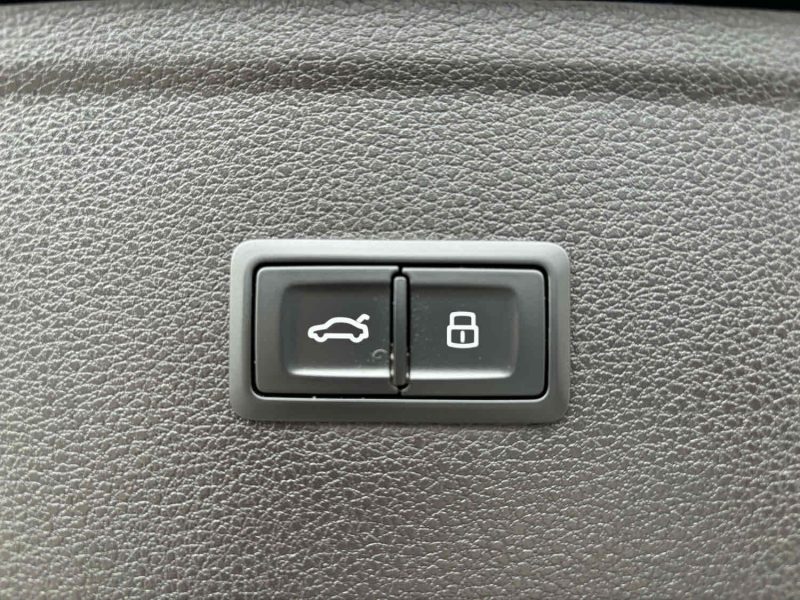 AUDI Q5 3.0 TDI quattro 286cv S-LINE