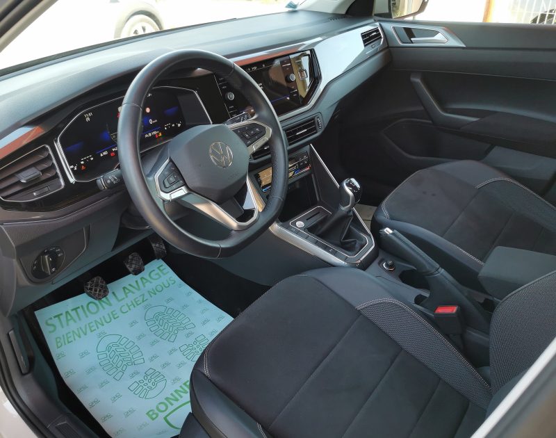 VOLKSWAGEN POLO 1,0TSI 95CH CARAT 2022