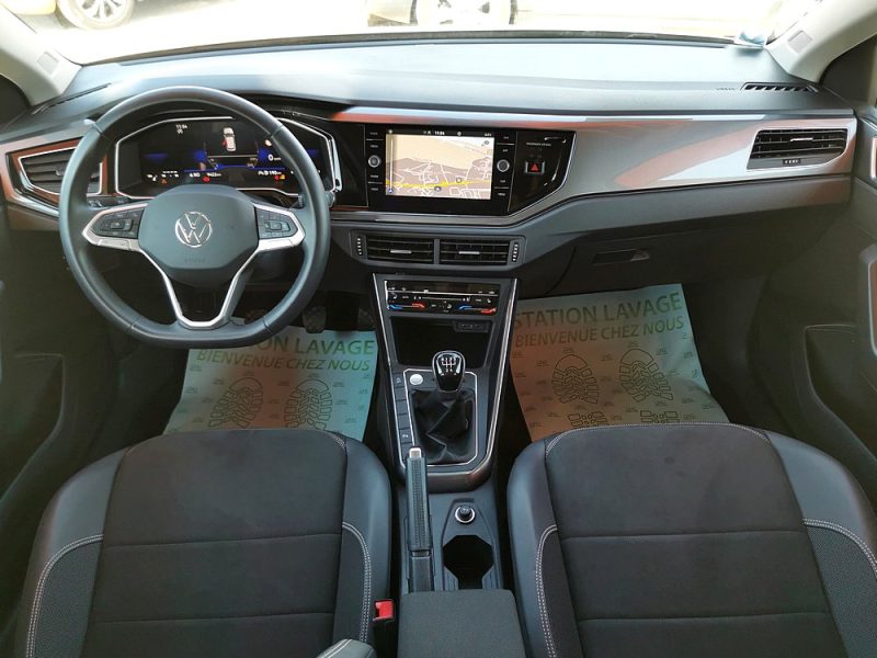 VOLKSWAGEN POLO 1,0TSI 95CH CARAT 2022