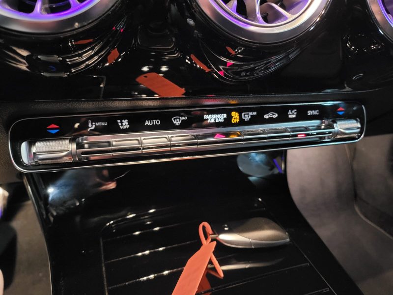 CLA 200 d 150cv PACK AMG ECLAIRAGE D'AMBIANCE / SIEGES CHAUFFANT / CARPLAY / PREMIERE MAIN ENTRETIEN