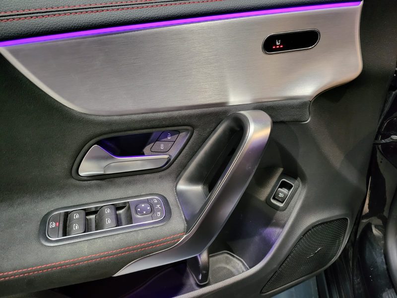 CLA 200 d 150cv PACK AMG ECLAIRAGE D'AMBIANCE / SIEGES CHAUFFANT / CARPLAY / PREMIERE MAIN ENTRETIEN