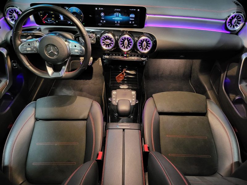 CLA 200 d 150cv PACK AMG ECLAIRAGE D'AMBIANCE / SIEGES CHAUFFANT / CARPLAY / PREMIERE MAIN ENTRETIEN