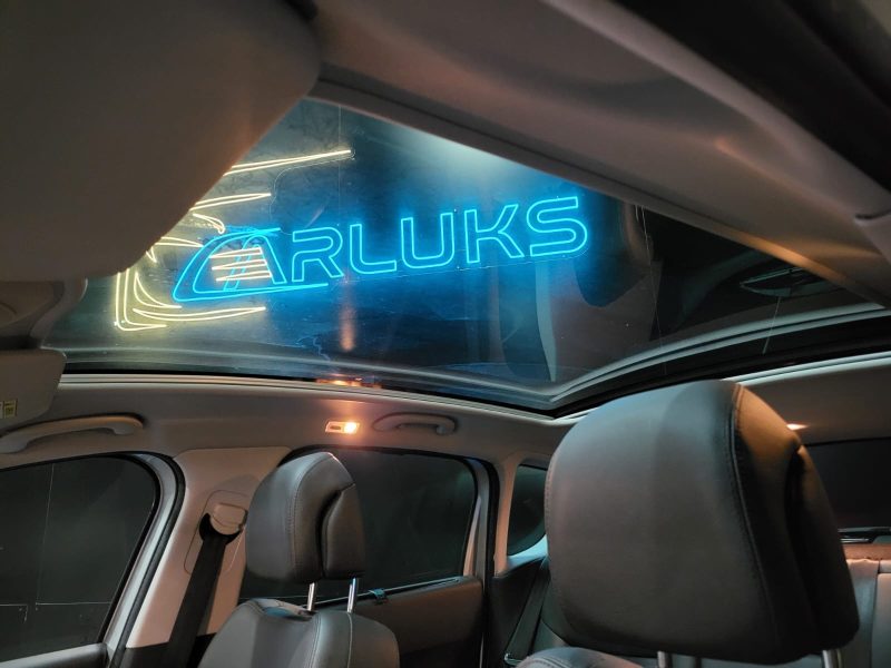 PEUGEOT 3008 1.6 BlueHDi 120cv Féline BVM6 / SIEGES CHAUFFANT/CAMERA DE RECUL/AFFICHAGE TETE HAUTE