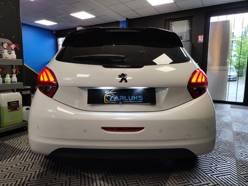 PEUGEOT 208 ACTIVE 1.6 HDI 120cv PACK GTI STAGE 1 BR PERFORMANCE / SUIVI COMPLET PEUGEOT / APPLE CAR