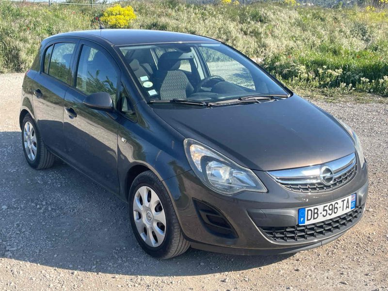 OPEL CORSA E 2013