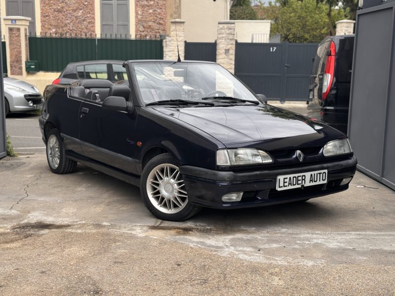 Renault 19 cabriolet 1.8 ESS payez en 4X
