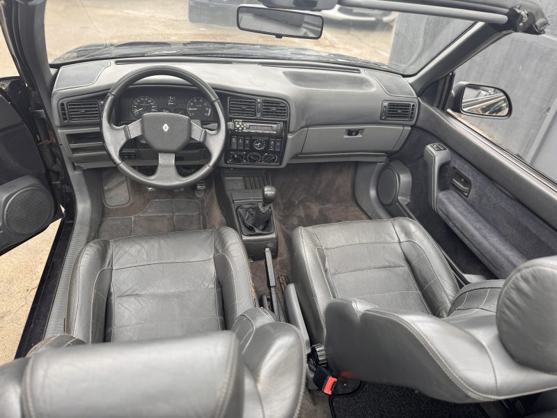 Renault 19 cabriolet 1.8 ESS payez en 4X
