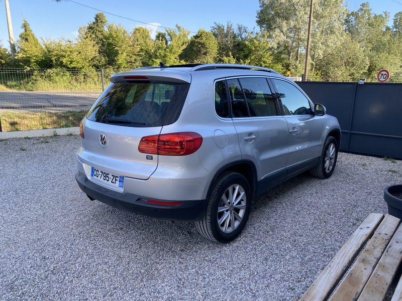 VOLKSWAGEN TIGUAN 2012