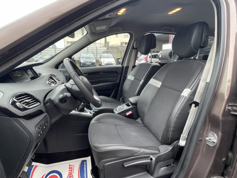 RENAULT SCENIC III 1.6 DCI 130 FAP 