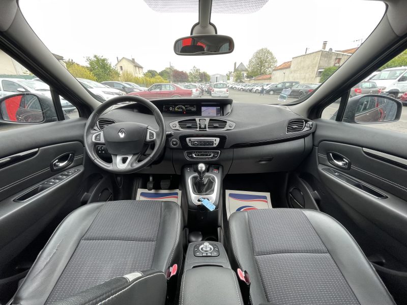 RENAULT SCENIC III 1.6 DCI 130 FAP 