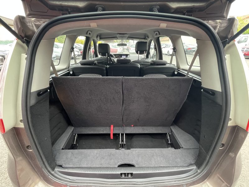 RENAULT SCENIC III 1.6 DCI 130 FAP 