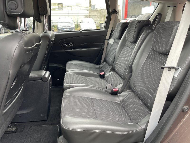 RENAULT SCENIC III 1.6 DCI 130 FAP 